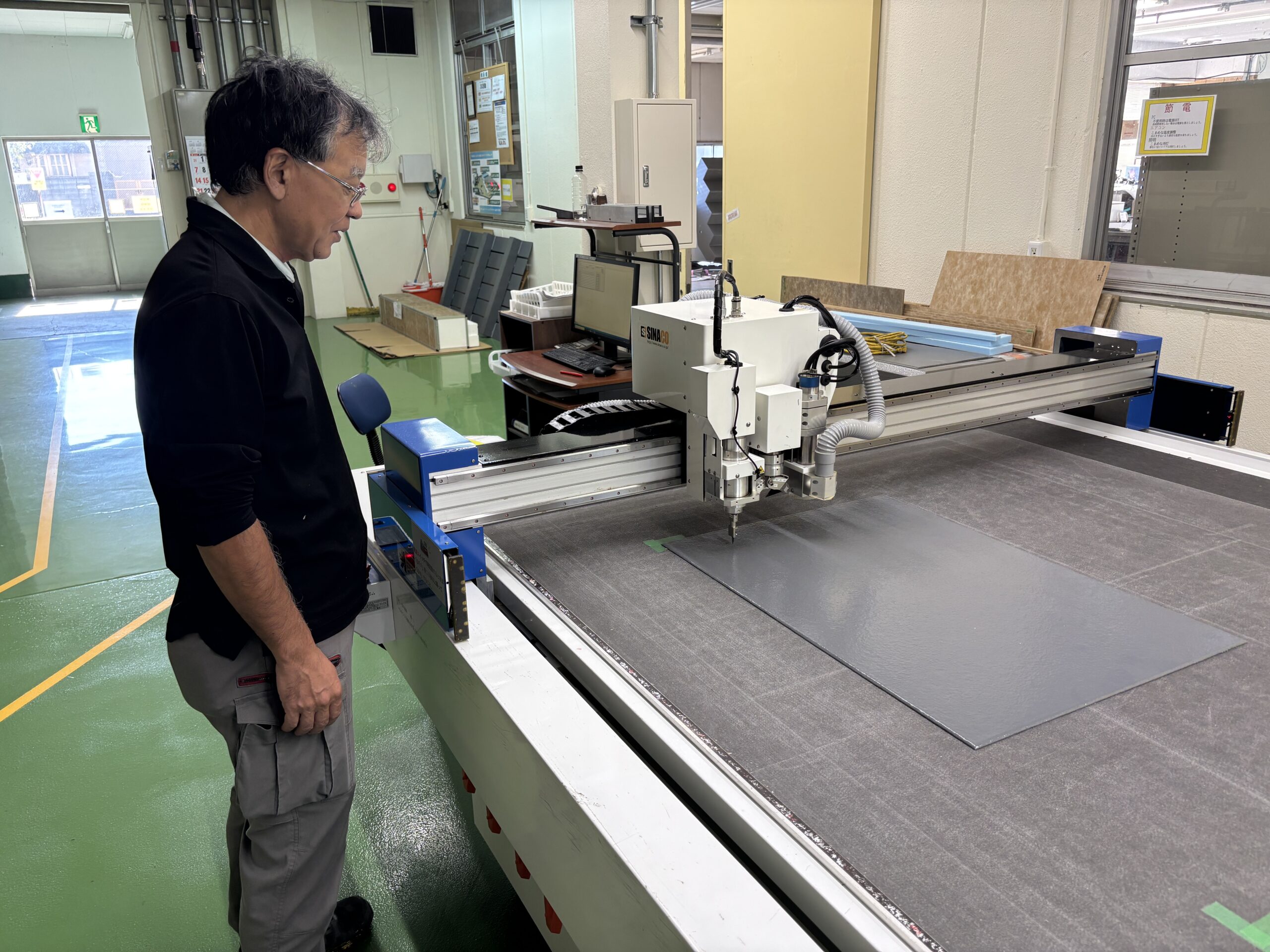 製造/機械整備の様子